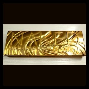 SOLD Urban Decay Naked Honey